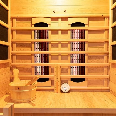 Petite personne en bois d'intérieur du sauna 2 de combinaison d'infrarouge et de vapeur