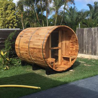 Sauna à vapeur traditionnelle en bois sec en fût de cèdre salle de sauna extérieure fût à bois