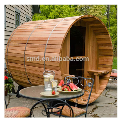 Sauna extérieur à gros tonneaux en bois panoramique 4-8 Sauna à vapeur traditionnelle à baril à bois